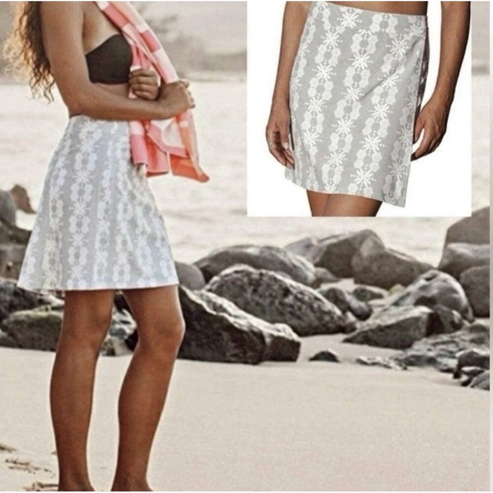 RipSkirt Hawaii Boho Lei Gray White Wrap Casual Mini Skirt Women’s Size Large